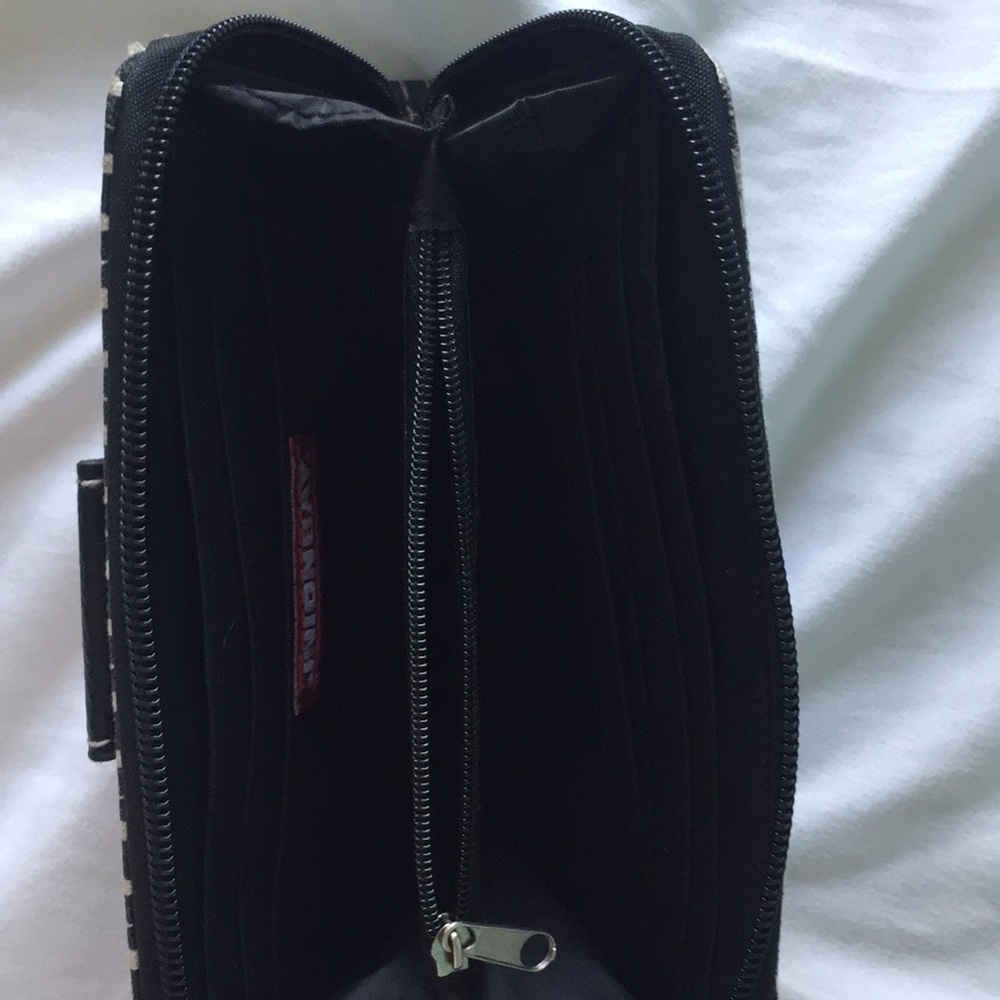 Wallet - Picture 2 of 3